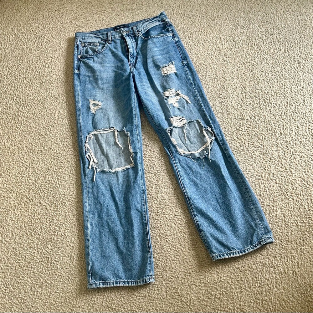 Aeropostale Light Blue Low Rise Skater Jeans heavily distressed size 6R